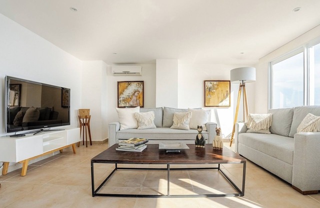 Departamento en Brisas Marques | Pool | AC | WiFi