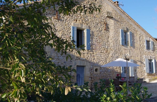 ANTIGUA GRANJA PERIGORD XIX con spa y sala de juegos