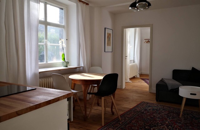 Alquiler-Confortable-Baño privado-Vista al Jardín-Alte Schmiede