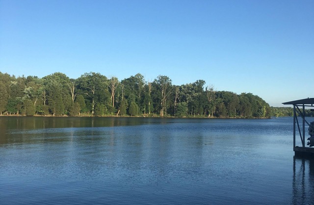 **Old Hickory Lake** Nashville** Cabin for Two**