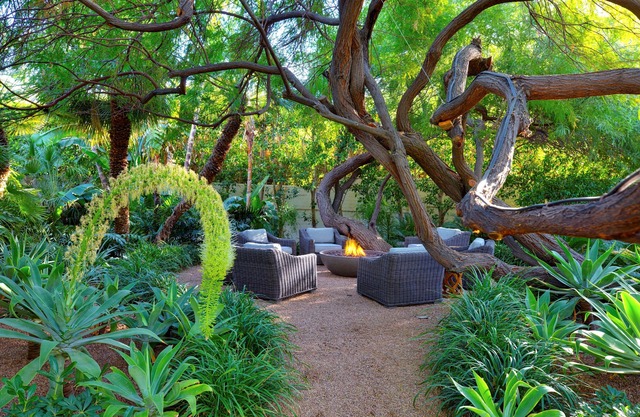 Old Las Palmas - Premier Spanish Revival Estate W / Rooftop Terrace + Fire Pit