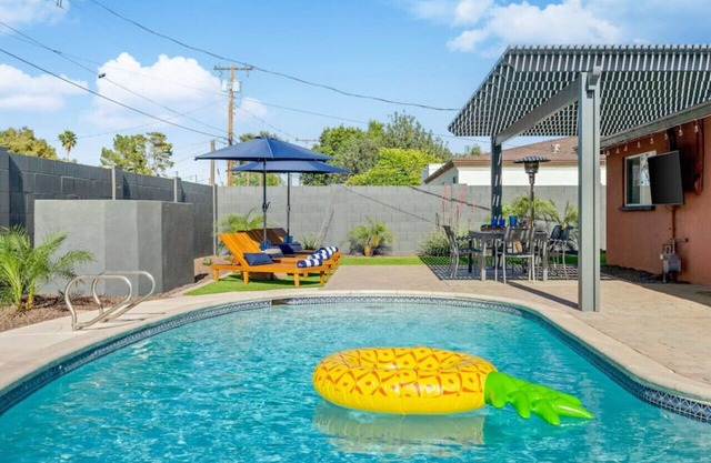 Old Town Scottsdale Home w/ HEATED POOL Close to Town