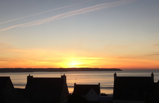 En la playa de Kervel Douarnenez Bay