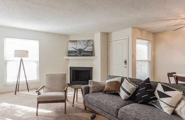 Newly Renovated Midland Suite