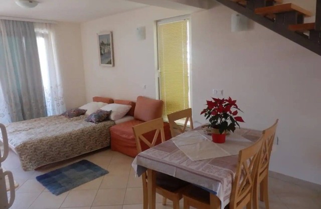 Apartamento de una habitación con balcón y vista al mar Gradac, Makarska (A-21172-b)