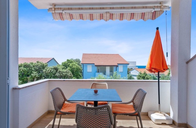 Apartamento de una habitación con una terraza Mandre, Pag (A-6418-d)