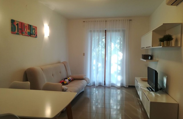 Apartamento de una habitación con una terraza Presika, Labin (A-7390-c)
