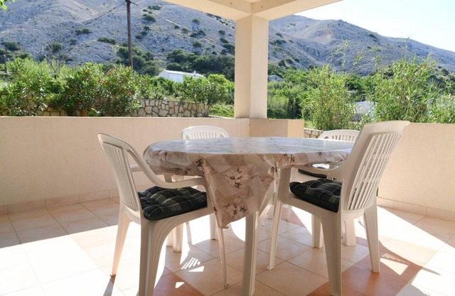 Apartamento de una habitación con una terraza Bosana, Pag (A-22692-b)