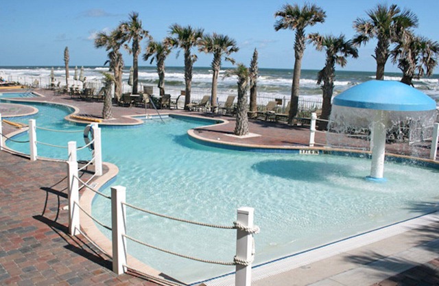 ¡Una habitación en The Cove en Ormond Beach en Florida-Ocean Front Property!