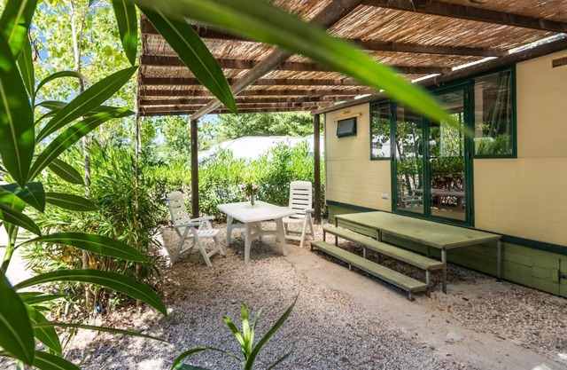 Osalla Beach Garden Bungalow