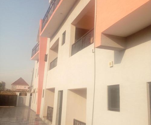 Otentic Mega Apartment