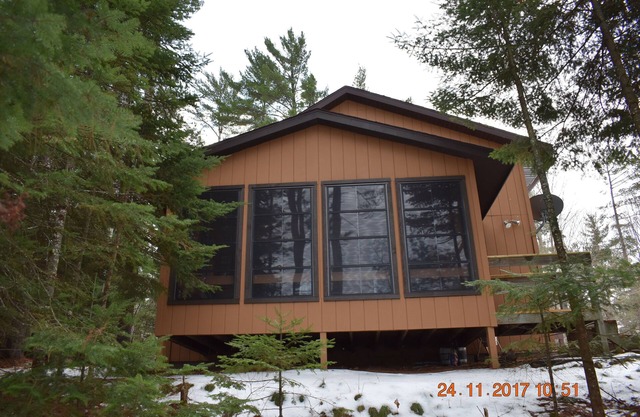 Otter Bay Cabin ... ¡Una cabaña bellamente amueblada frente al lago para todas las estaciones!