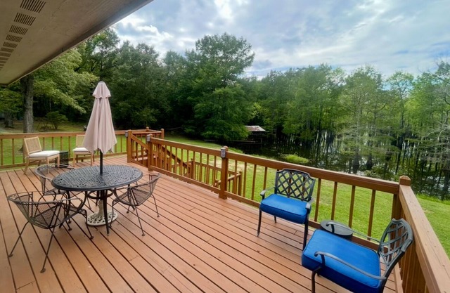 Lakefront Getaway, The Perch-Deck, Grill, Fire Pit, Fun!