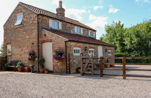 El gallinero, ALFORD