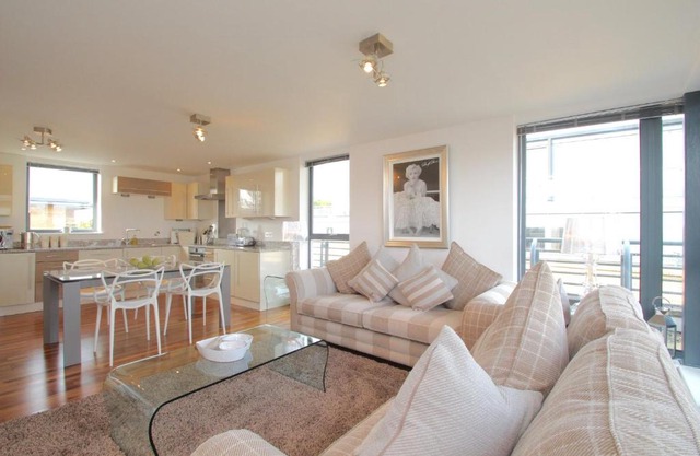 Oxfordshire Living - The Monroe Apartment - Oxford