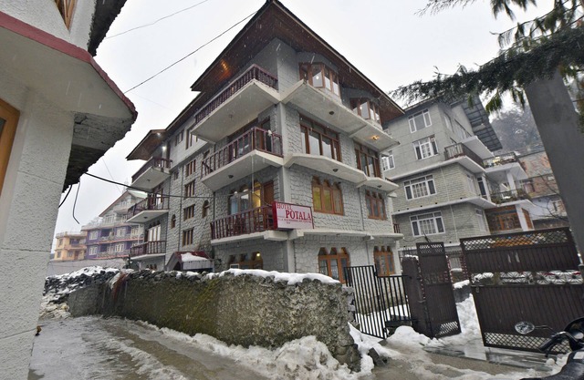 OYO 28187 Hotel Potala