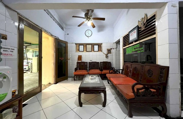 OYO 93296 Kost Gowa Near Gowa