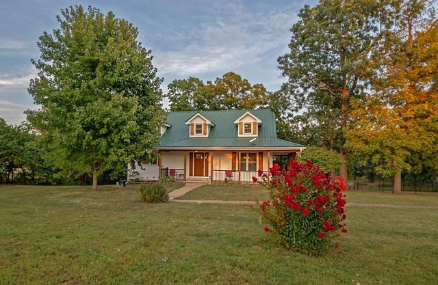 Ozark Hills Hideaway