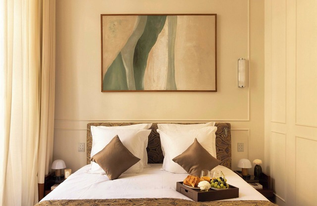 Palais Bourbon Hotel - Room 31- 4P - Invalides