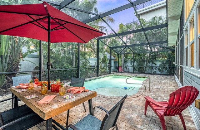 Palm Shade Cottage | Charming 1-Bedroom in SK, Access to Pool, Walk to Beach!