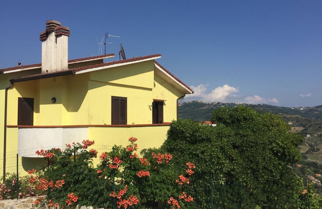 villa panorámica y tranquila