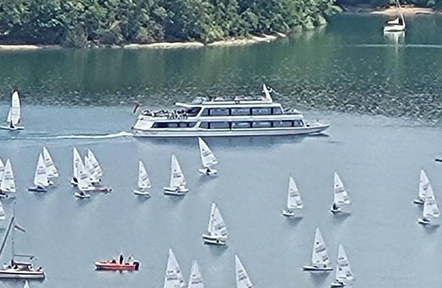 Panoramic holiday apartment directly on the Sorpesee