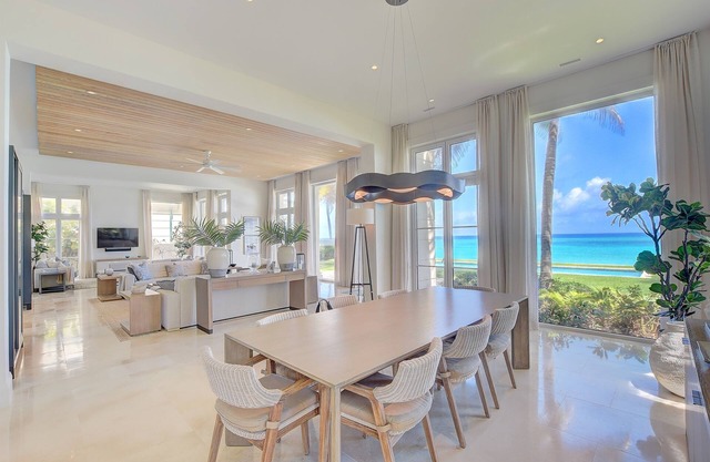 Paradise Beach Villa, OCEANFRONT~Paradise Island~