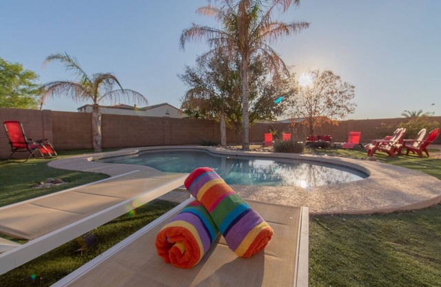 Paradise Retreat /Heated Privat Pool/BBQ