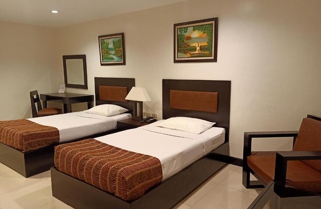 Paragon Tower Hotel