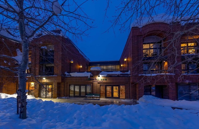 Park Plaza Resort, Ascend Hotel Collection