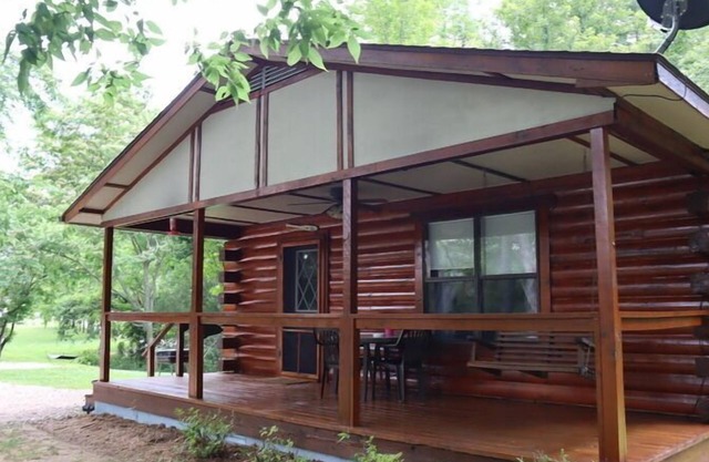 Sycamore - Parkers Hideaway On The River