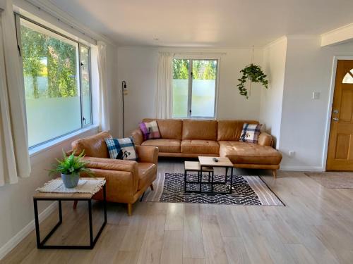 Parkside Holiday Home - Fully Fenced Garden