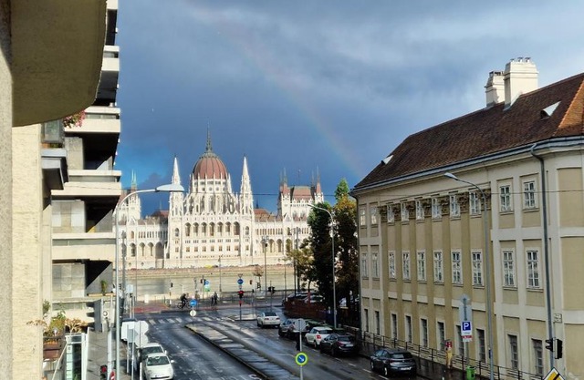 Parliament View Apartment