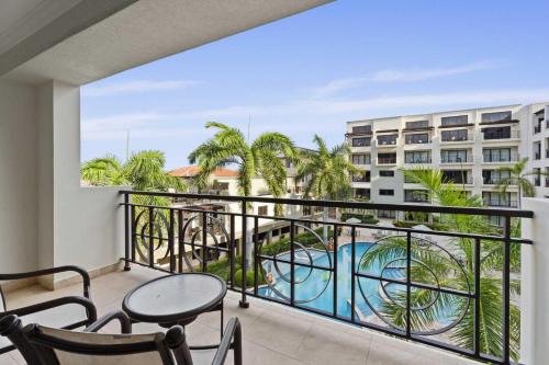 PC314 - Pool View - Couple or Family with kids - 1BR