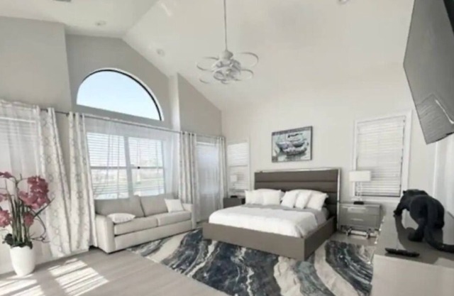 Peaceful 3/2 Wellington Lakeside Home