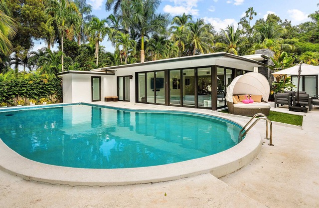 Peaceful 3BD Family House With Pool