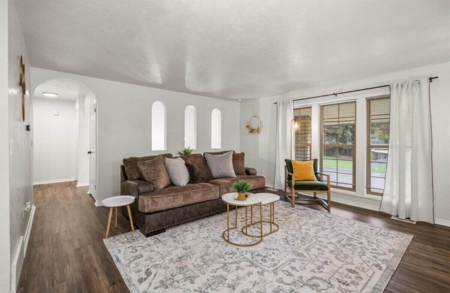Peaceful Haven I Stylish Home in North Spokane!