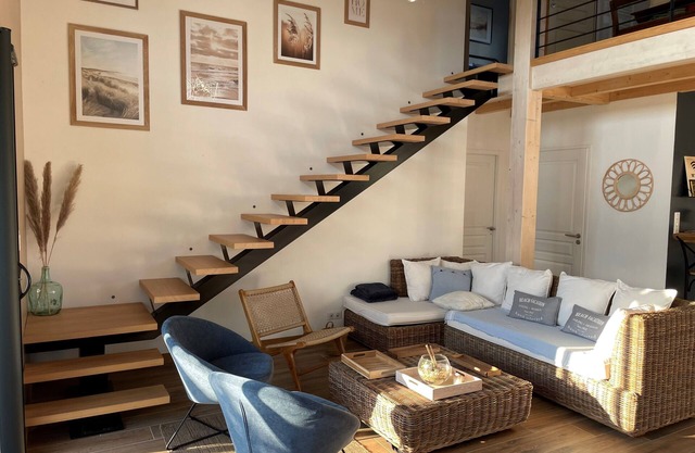 Peaceful house by the sea - near La Rochelle