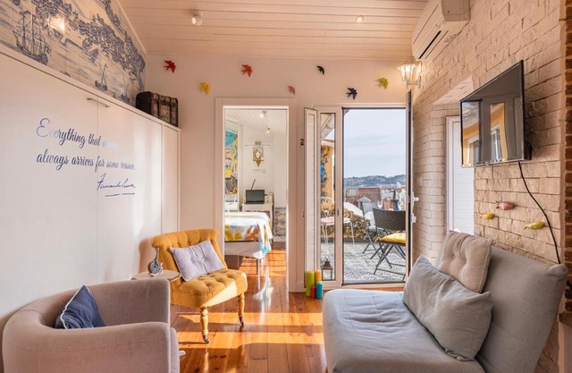 Peaceful Loft - Amazing Terrace & View