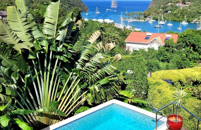 Penthouse Apartment #2/ Breathtaking Views - Minutes from the Beach - Casa Vista