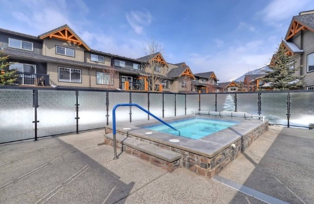 Perfecto condominio escaparse en las montañas rocosas