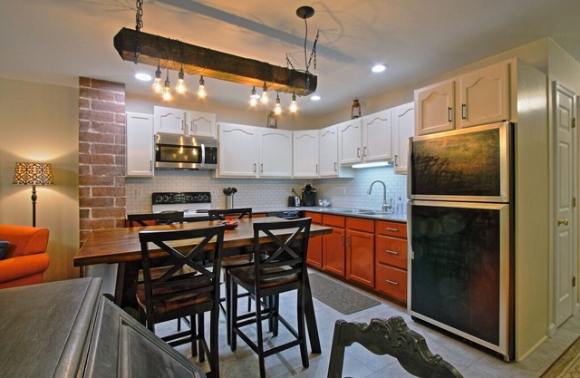 Apartamento perfecto para negocios o placer! - Wifi, Cable, Netflix.