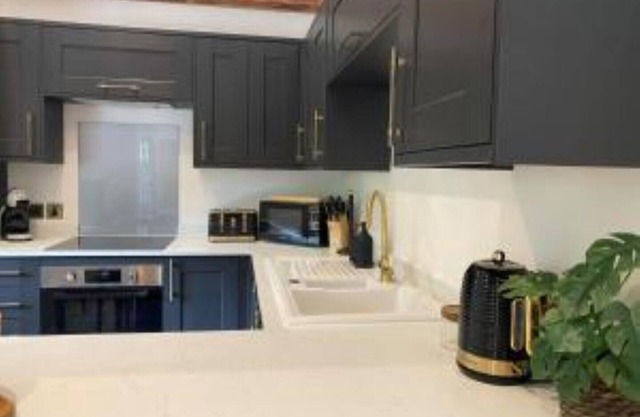 Adorable, 1-bedroom guest house in the New Forest National Park Pet Free