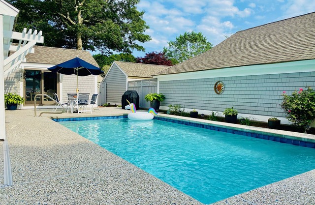 Casa de vacaciones con piscina privada en New Seabury