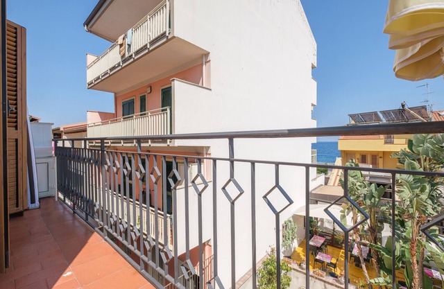 Casa de vacaciones "Santa Teresa Di Riva" con vistas al mar que admite mascotas