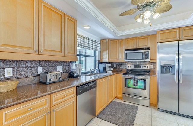 Pet-Friendly Cape Coral Home w/Lanai + Water View