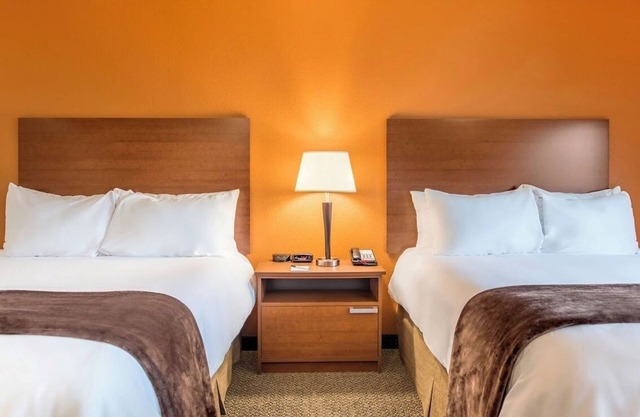Pet-Friendly Extended Stay Room – Dine, Shop, Explore Nearby