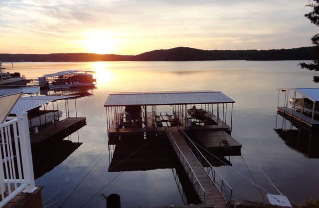 ¡Mascota amigable! Lake Home con barco / muelle de natación en el brazo de Gravois