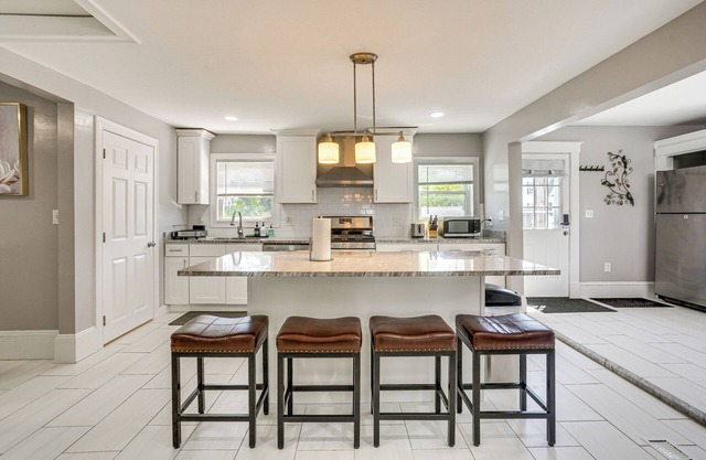 Pet-Friendly Lynn Home w/ Patio - 3 Mi to Beach!