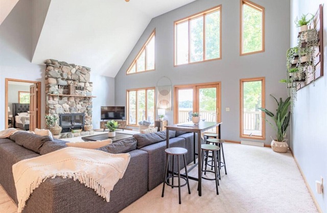 Pet-Friendly Mosinee Retreat w/ Private Dock!